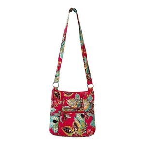 Vera Bradley Retired Hadley Red Floral Rumba Crossbody Tri Zip Hipster Purse